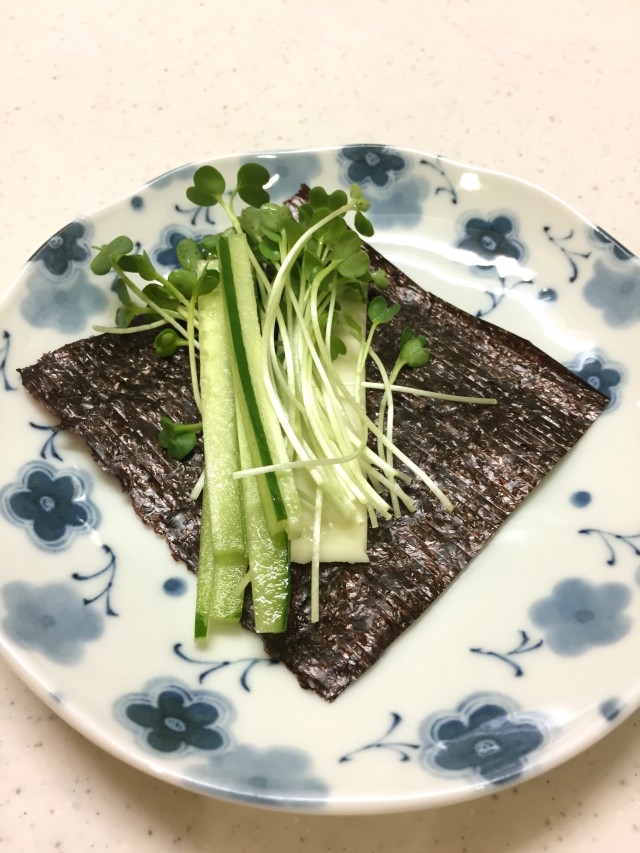 ヘルシーおつまみ！野菜海苔巻き手順2