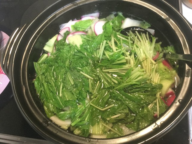 柚子でさわやか！野菜たっぷり湯豆腐手順2