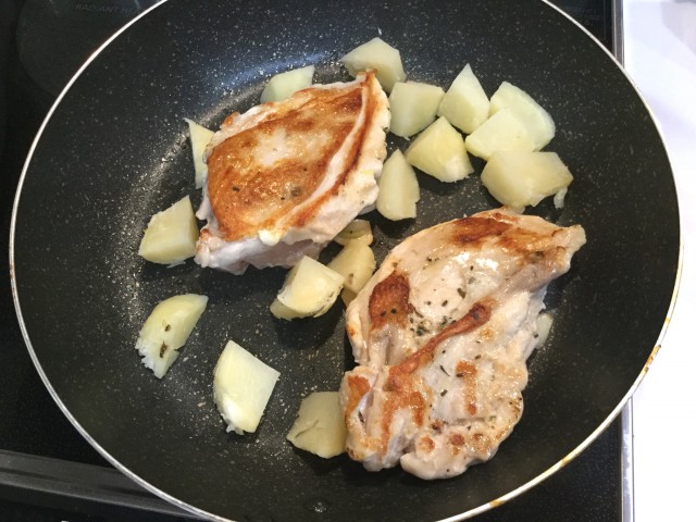 鶏肉とポテトのガーリックポン酢手順4