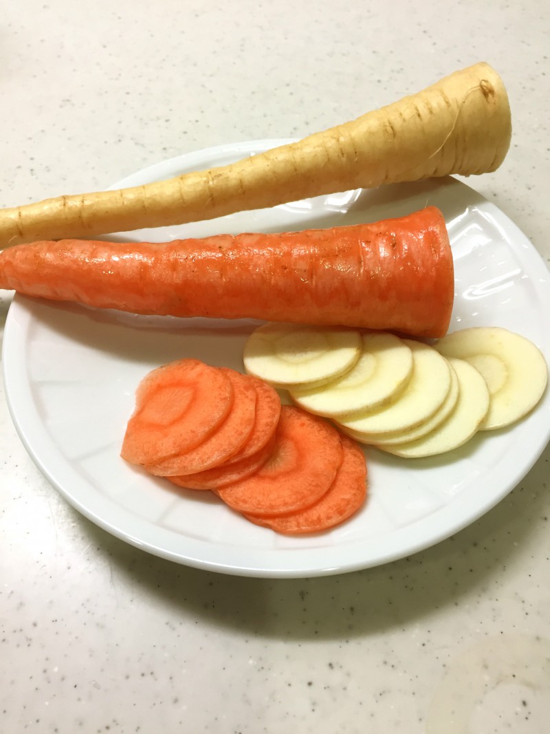 パースニップと人参のパン粉焼き手順2