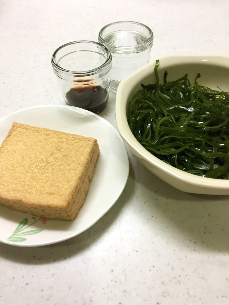 切り昆布のさっと煮の材料イメージ