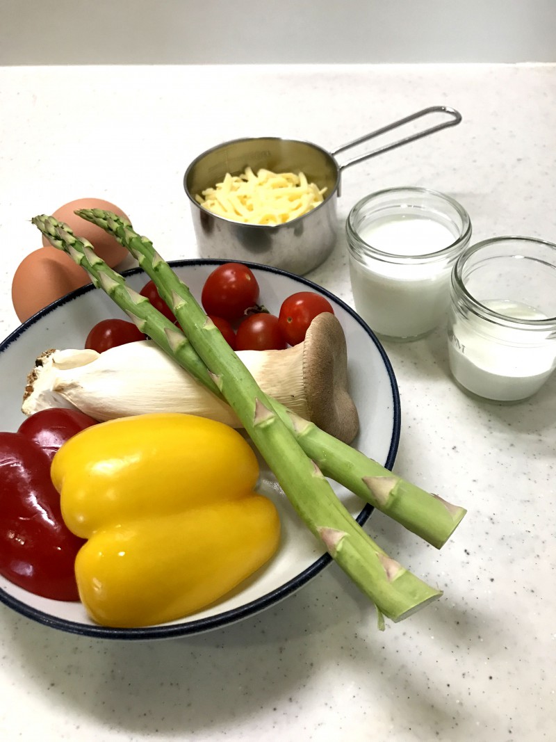 レンジオープンオムレツの材料イメージ