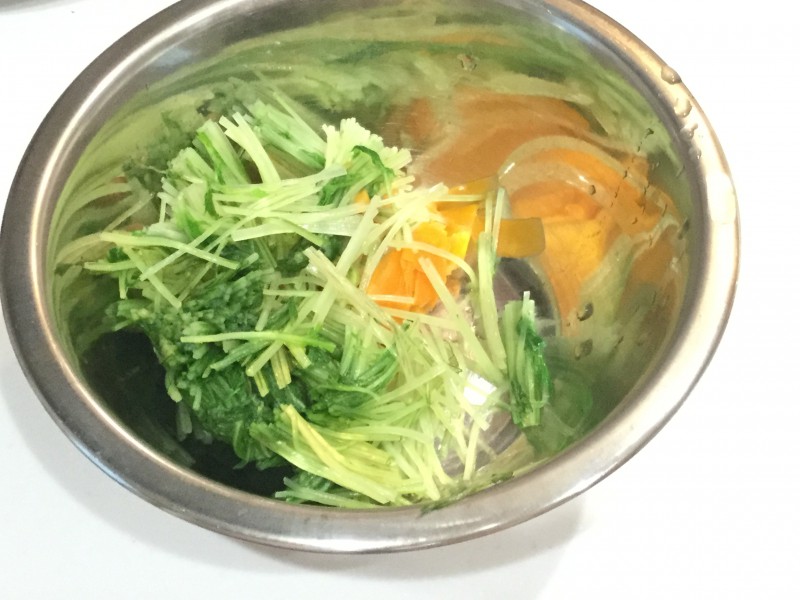 水菜とニンジンの中華サラダ手順2