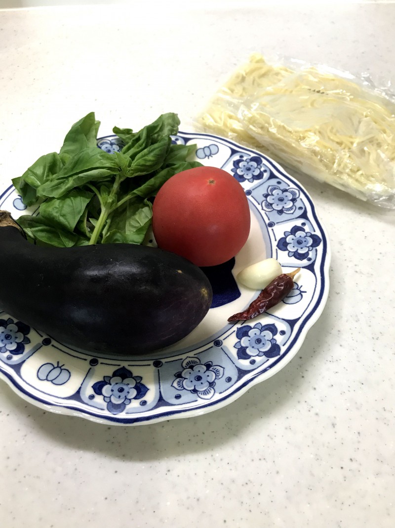 イタリアン焼きそばの材料イメージ