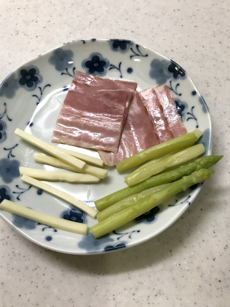 アスパラとベーコンのロール焼き手順2