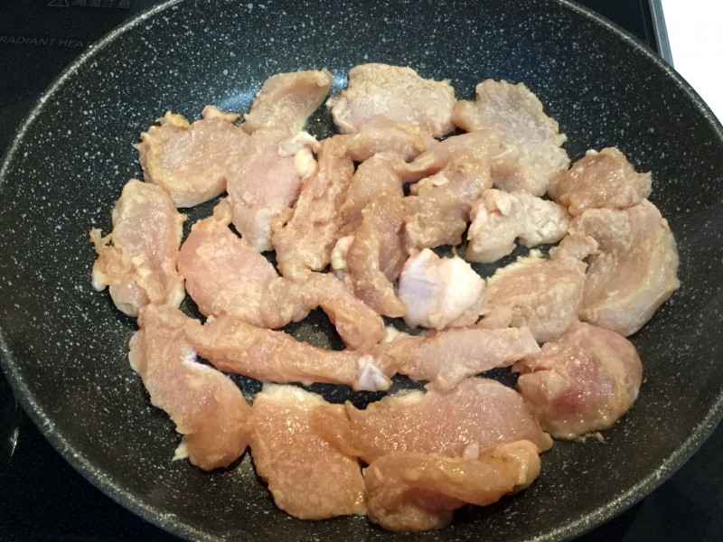 中華風！白菜とチンゲンサイと鶏肉のあんかけ手順1