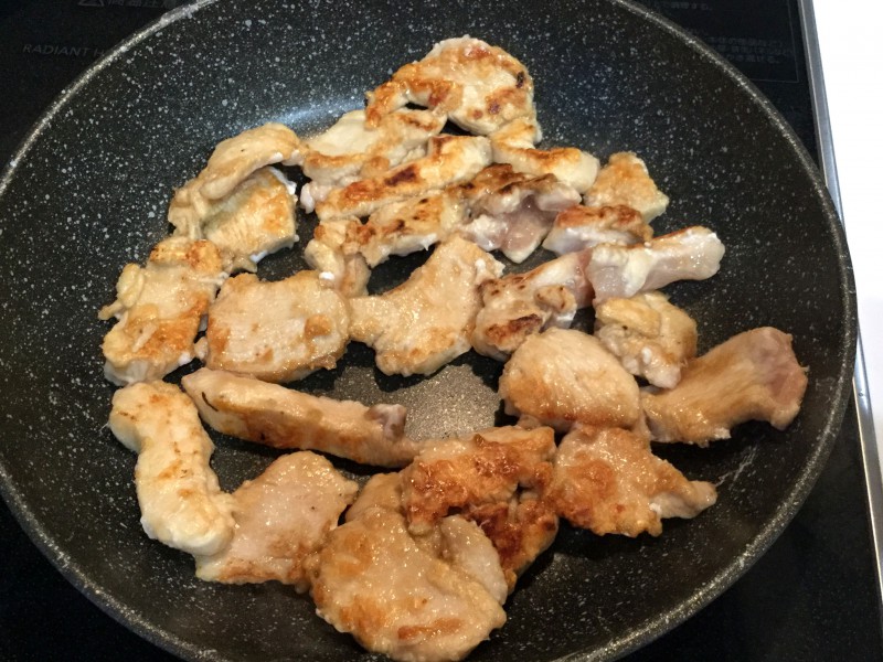 中華風！白菜とチンゲンサイと鶏肉のあんかけ手順2