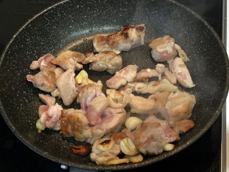 鶏と野菜のトマト煮込み手順2