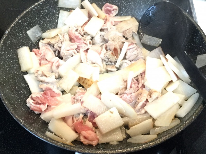 こってり濃厚！豚肉と野菜の味噌マヨ手順1