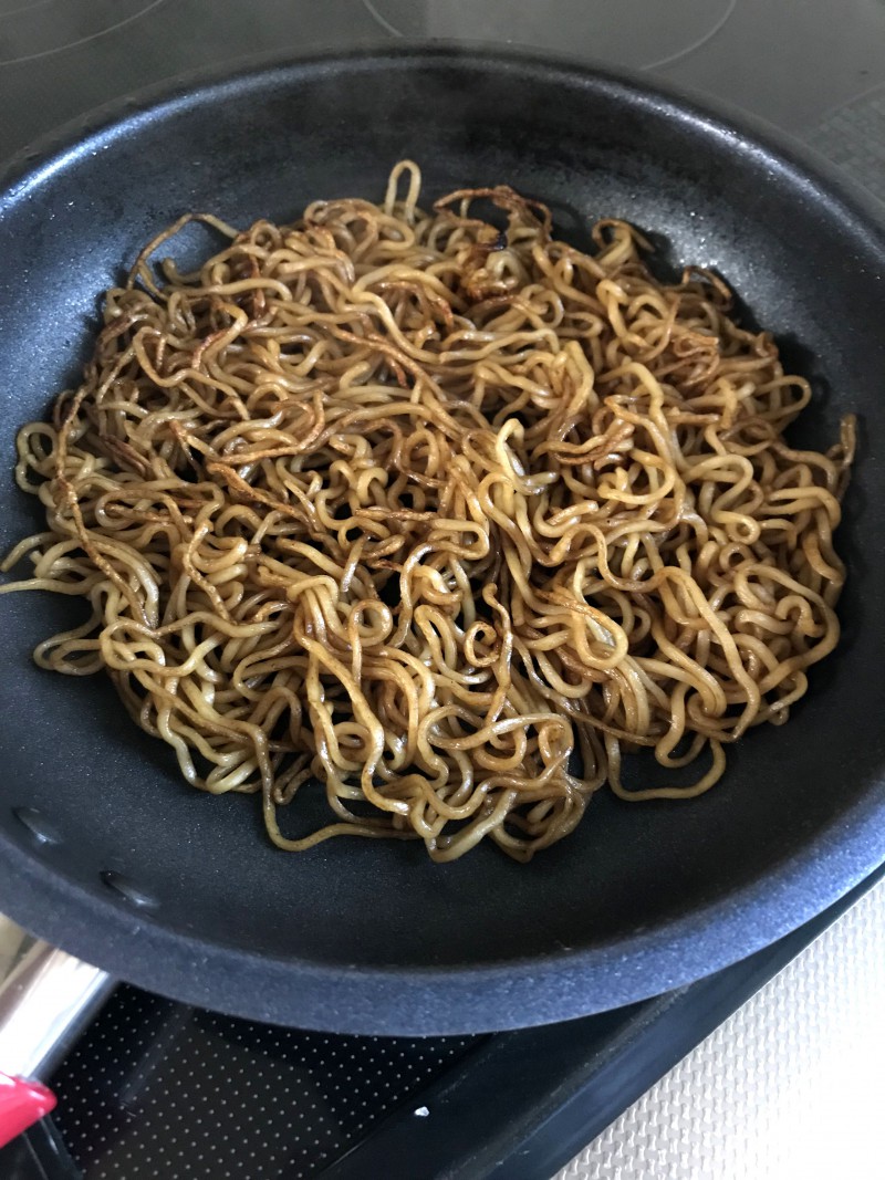 カリカリソース焼きそば手順5