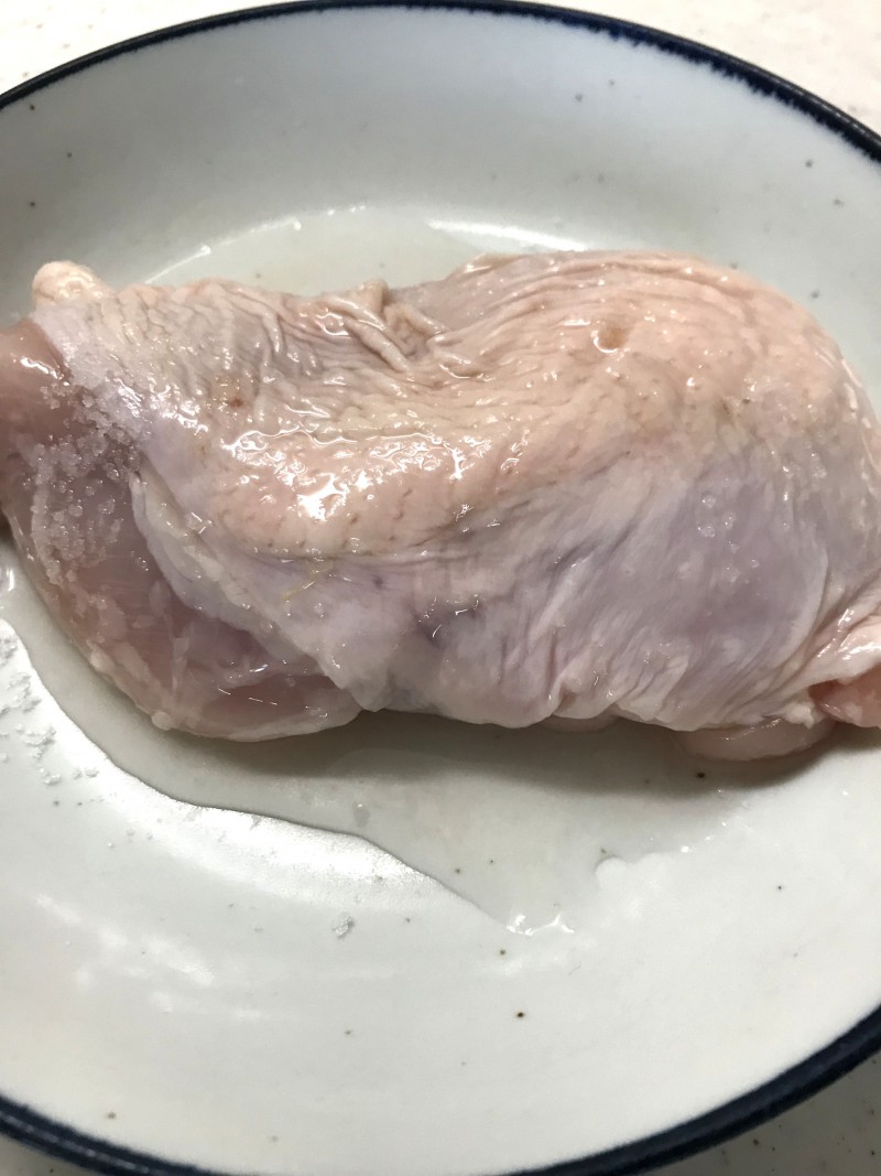 ピリッと蒸し鶏の材料イメージ