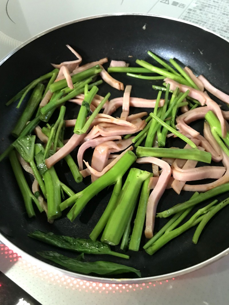 空芯菜とハムの中華炒め手順4