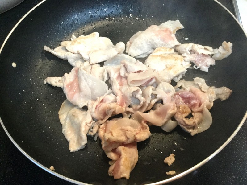 豚肉とさやいんげんの生姜焼き手順1