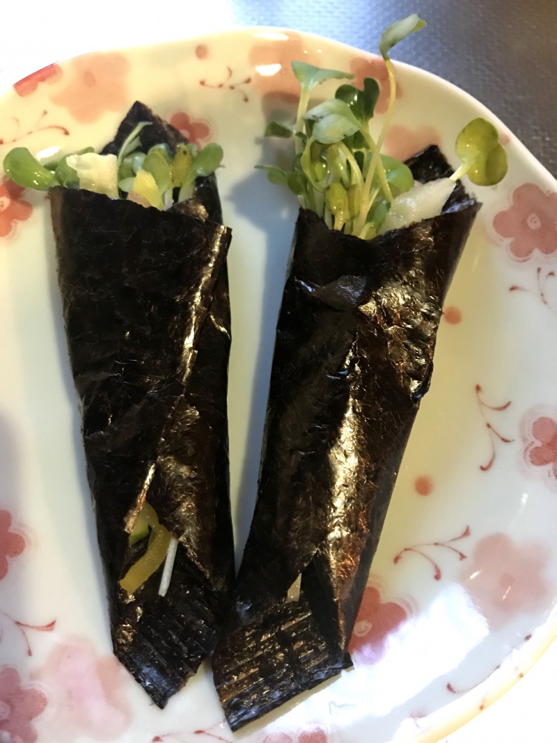 明太子の海苔巻きサラダ