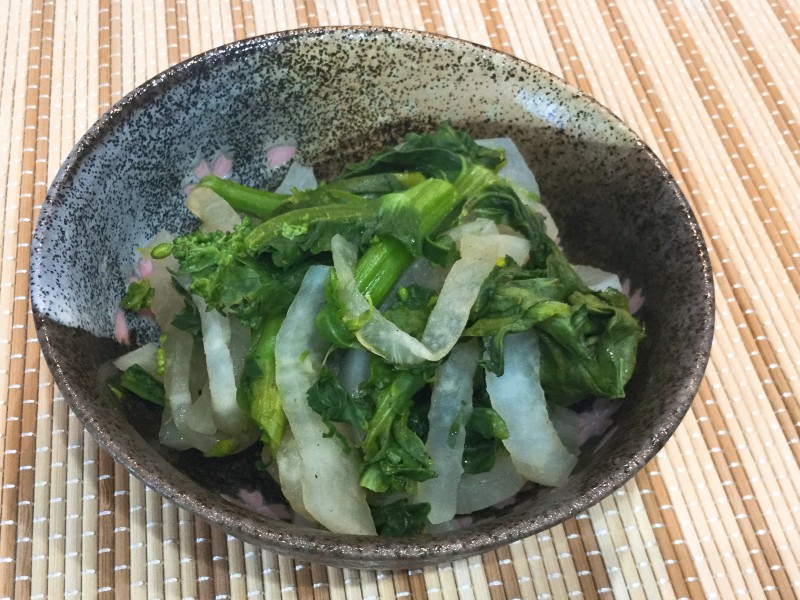 アッサリ美味しい！菜の花と大根のダシ醤油和え